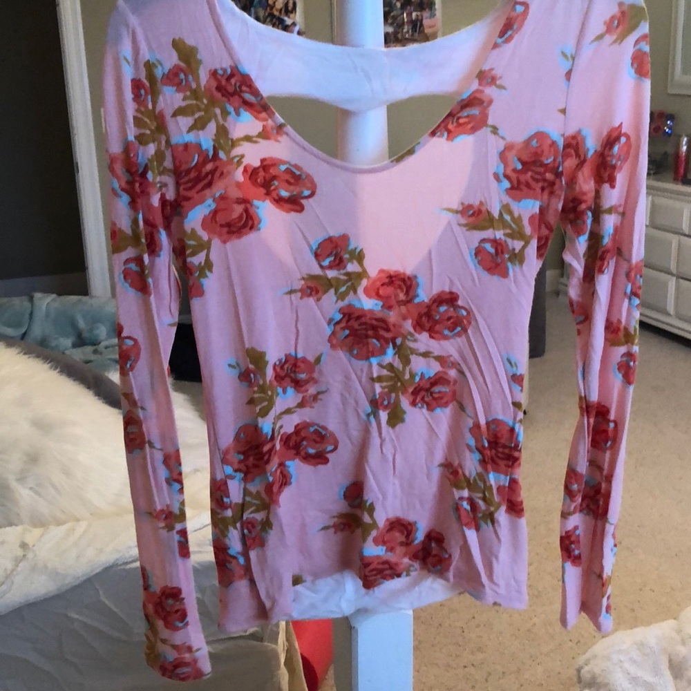 Long sleeve floral top
